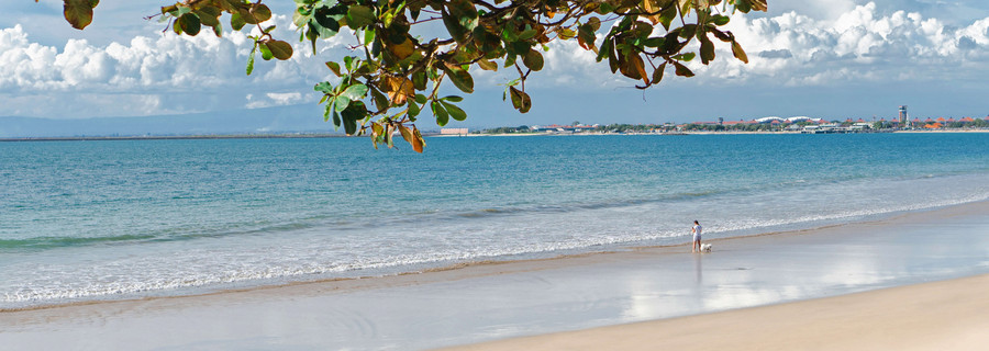 Début du circuit avec quelques jours sur la belle plage de Jimbaran