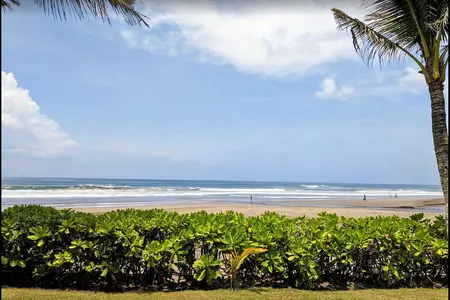 Vue sur l'océan de l'hôtel The Oberoi Bali