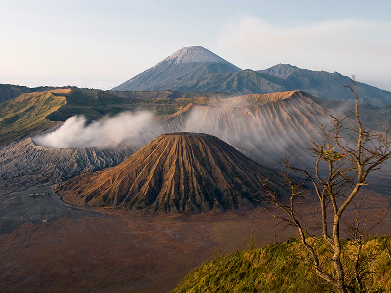 Notre circuit à Java traverse des paysages volcaniques époustoufflant