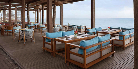 Le restaurant de l'hôtel Griya Santrian est placé en bordure de mer