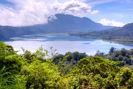 Vue sur les volcans de Bali - Mont Agung majestueux