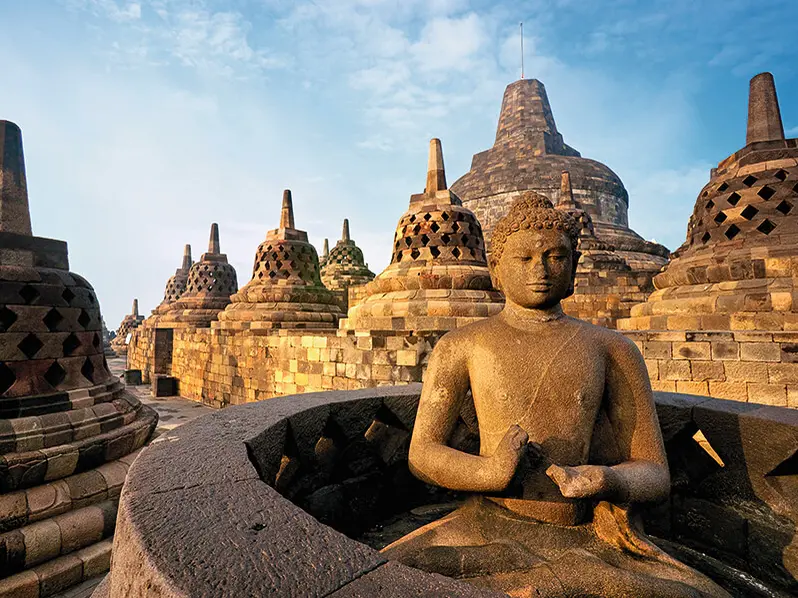 Circuit Singapour - Java - Bali avec la visite de Borobudur