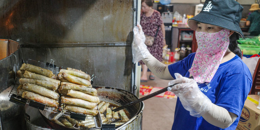 La Street Food Vietnamienne : Une Expérience Unique