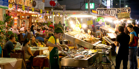 La cuisine thailandaise: saveurs épicées et recettes authentiques pour éveiller vos papilles