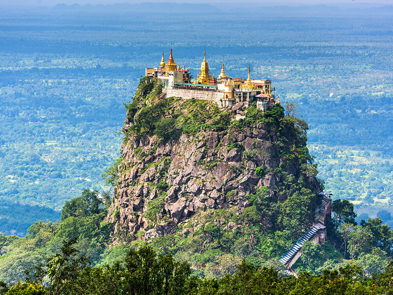 Visite du Mont Boppa inclus dans notre circuit Birmanie