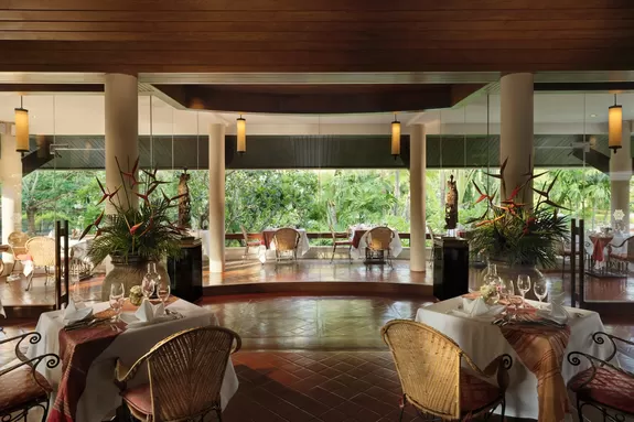 Dîner romantique hôtel Santiburi Koh Samui
