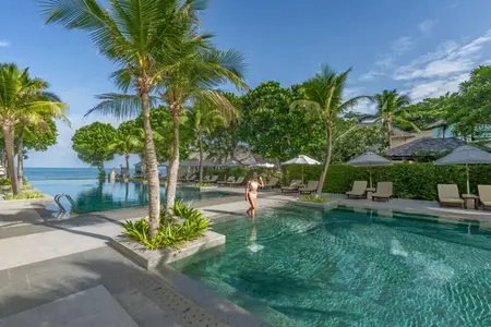 Piscine infinity l'hôtel Layana Koh Lanta